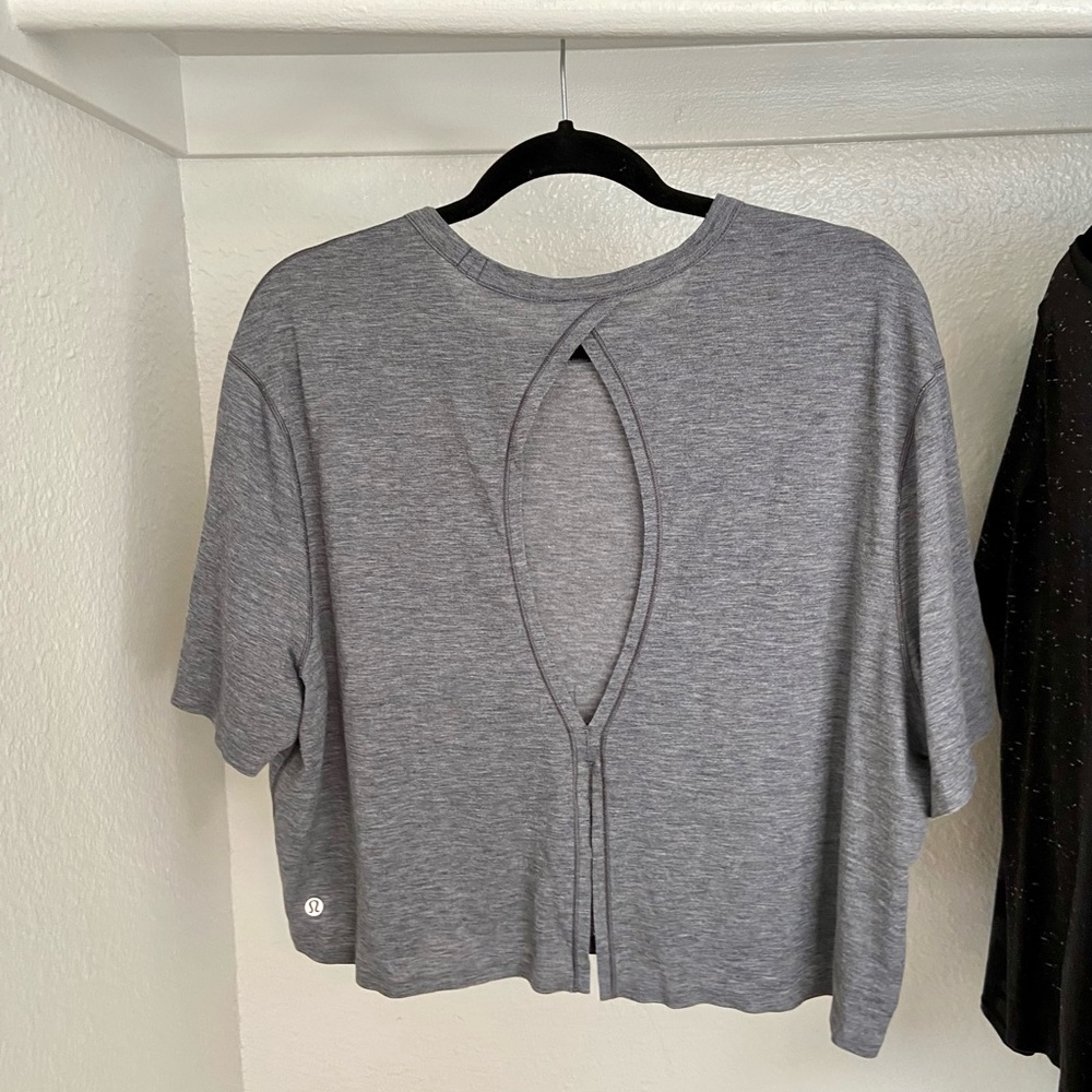 Cropped Lululemon Top